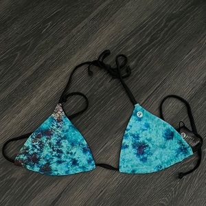 Pelagic bikini top